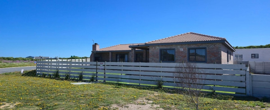 4 Bedroom Property for Sale in Kleinbaai Western Cape